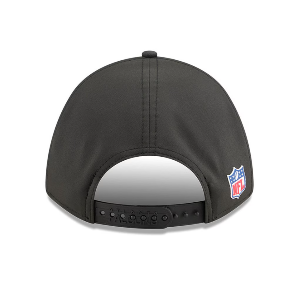 Atlanta Falcons New Era 2025 Sideline 9FORTY M Crown Cap